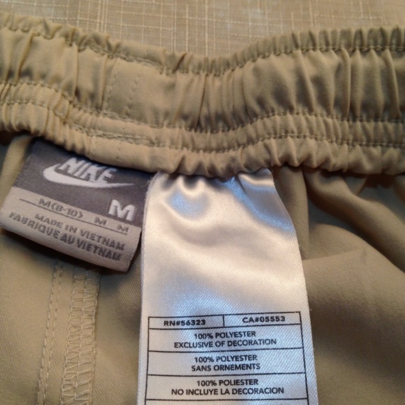 Nike Tan Performance Shorts Size M - Picture 3 of 4